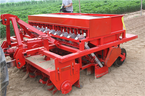 香蕉视频污视频旋耕播种机