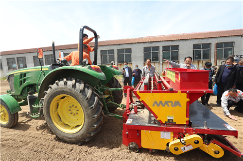 香蕉视频污视频播种机厂家